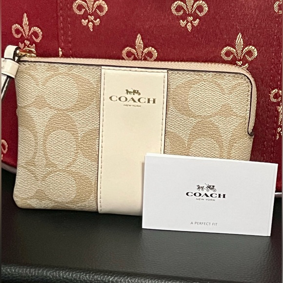 Coach Cream and Beige Wristlet - Picture 1 of 16